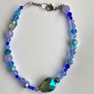 Cute blue beads necklace!! 🦋🦋